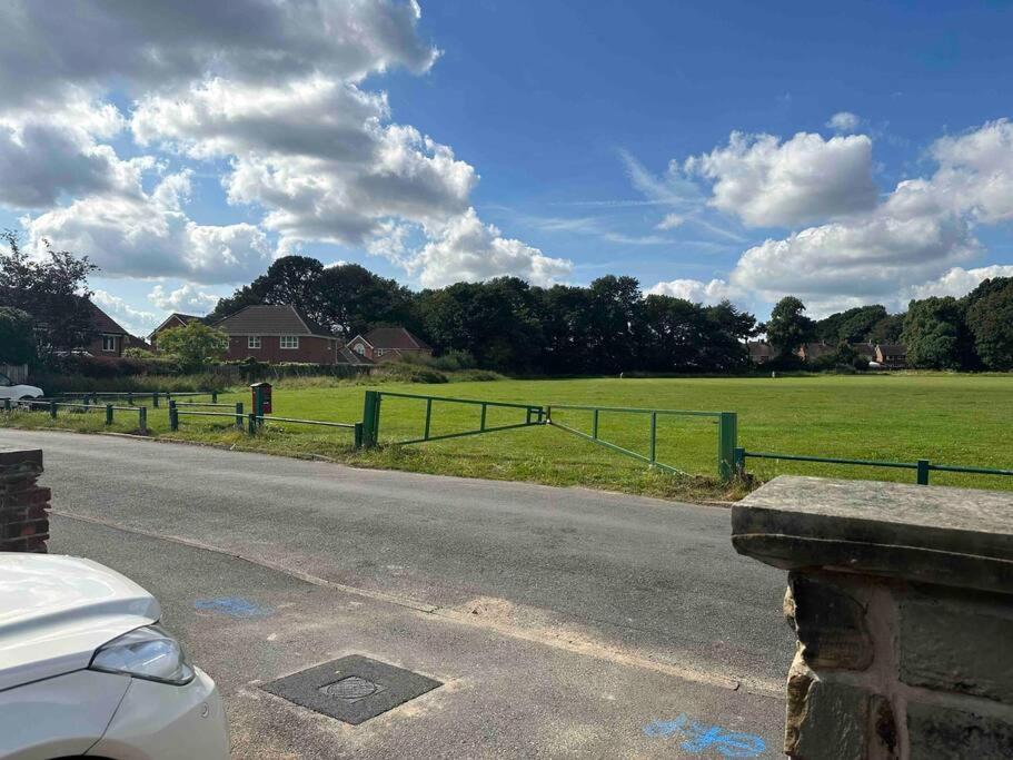 Bestwood Lodge Studio Nottingham Eksteriør bilde